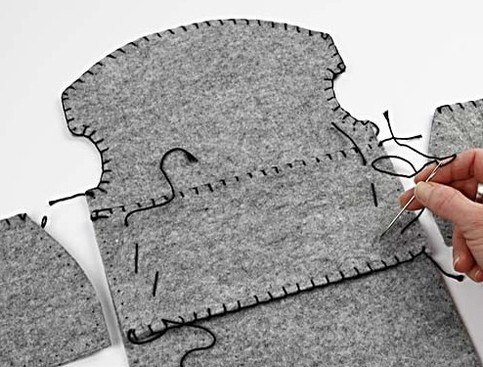 Как сшить модную сумочку из сукна.