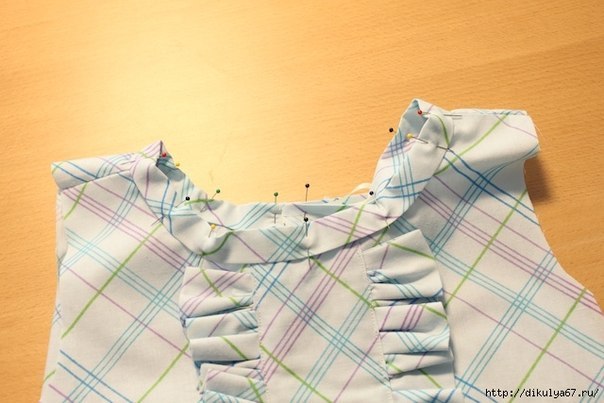 Шьем платье с рюшами из наволочки для малышки