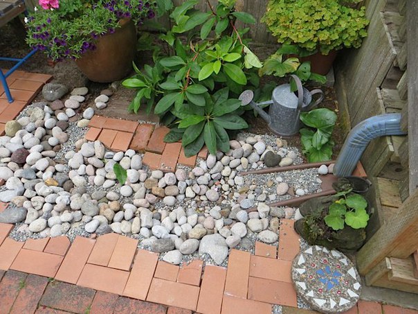 Декорируем слив воды в доме Декорируем слив воды в доме