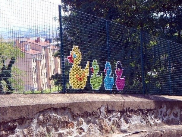 Вышиваем забор