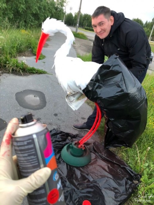 Аист для украшения дачного участка