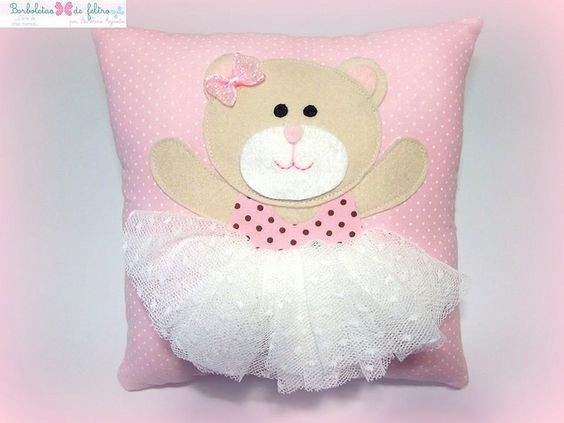 Подушки с платьицами: идеи для вдохновенного творчества