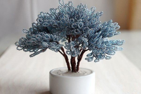 ​Снежное дерево из бисера
