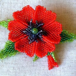 Цветок мака из бисера