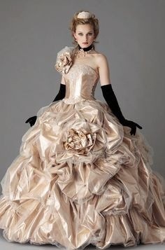 Роскошные пышные платья для творческого вдохновения