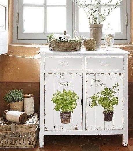 Идеи росписи и декупажа старой мебели