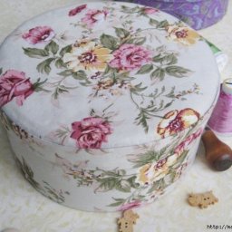 Шкатулочка обтянутая тканью