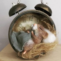 ​Переделки из старых будильников