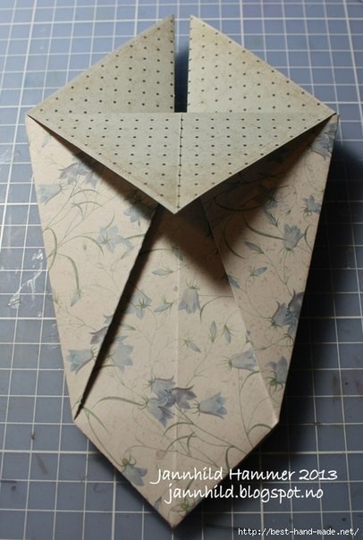 ​Подарочная корзинка из плотного картона
