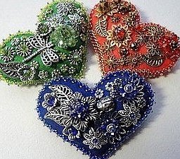 ​Брошь - сердечко из фетра