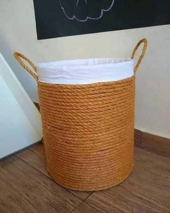 Корзина из большой бутылки