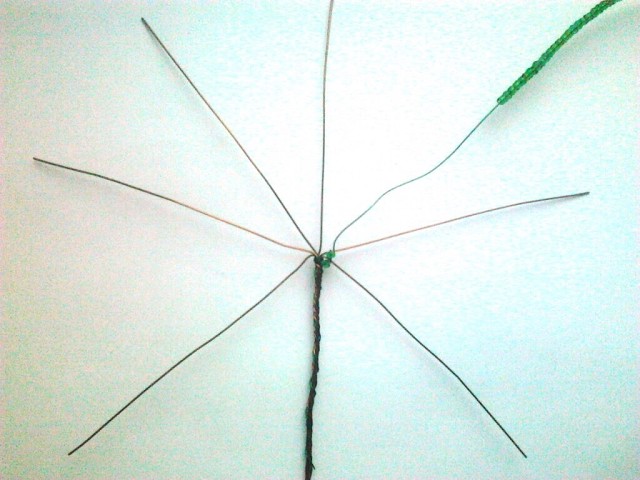 Герань из бисера Герань из бисера