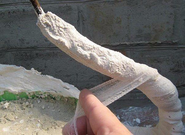 Кашпо для дачи в форме лебедя