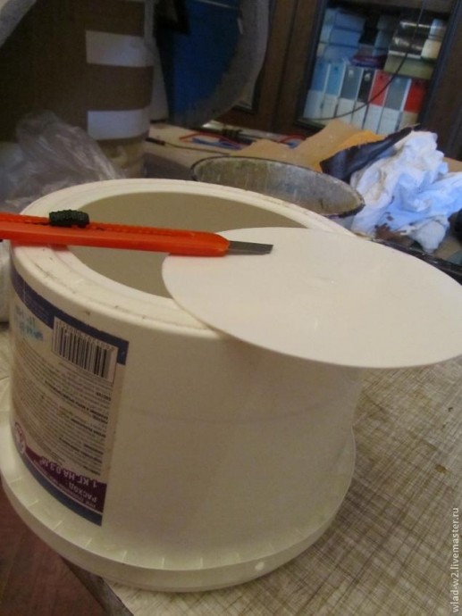 Шлем водолаза из папье-маше