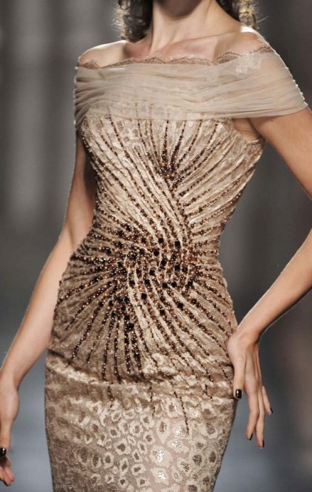 Вечерние платья с изумительной вышивкой от кутюр: идеи для вдохновенного творчества