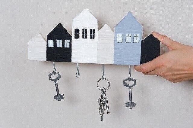 ​Деревянная ключница