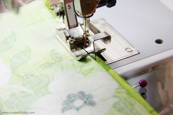 ​Как подшить нижний срез потайной строчкой с помощью швейной машины: мастер-класс