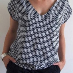 Летняя блузочка с простым кроем