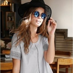 Блузки с кружевами: идеи для вдохновения