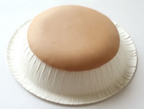 Декоративные тарелки из пластики