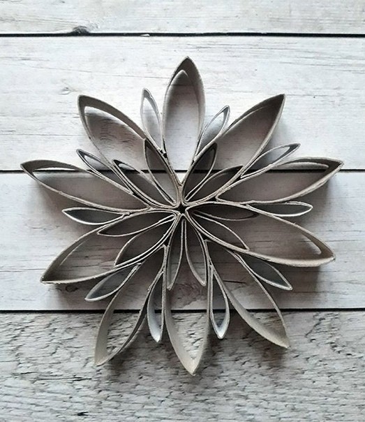 Снeжинки из втулки Снeжинки из втулки