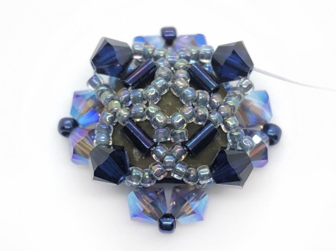 Лаконичные серьги-квадратики