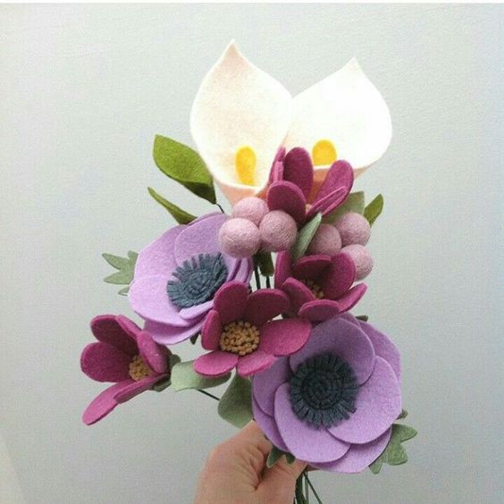 Нежное очарование цветов из фетра