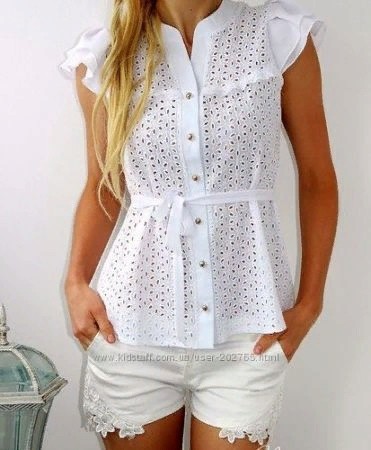 Светлые летние блузки: идеи для красоты образа