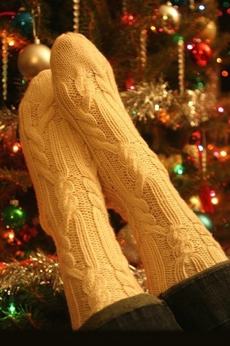 Узор для красивых носков спицами