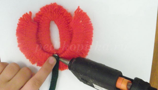 Тюльпан из ниток Тюльпан из ниток