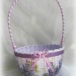 ​Плетём корзинку из газетных трубочек