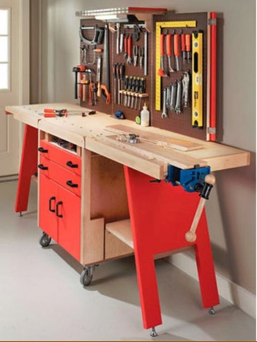 ​Раскладывающийся шкаф-стол для инструментов