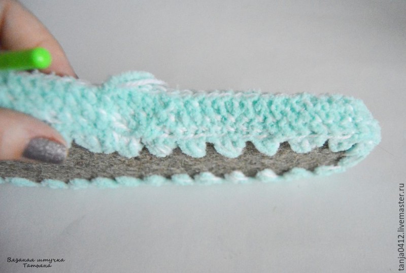 Вяжем домашние сапожки