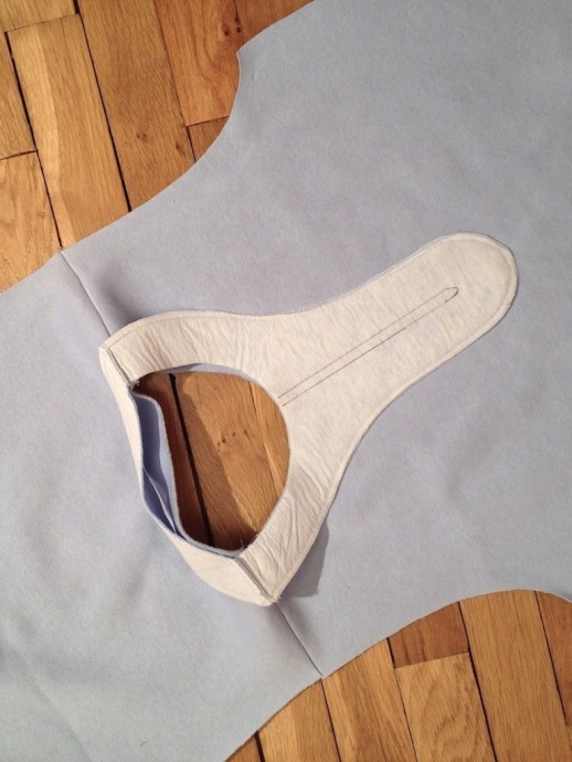 Свитшот на шнуровке Свитшот на шнуровке