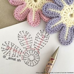 Схемы вязания простых цветочков и звездочек