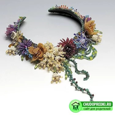 Украшения из бисера