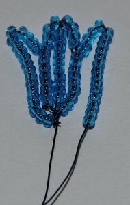 Голубые васильки из бисера Голубые васильки из бисера