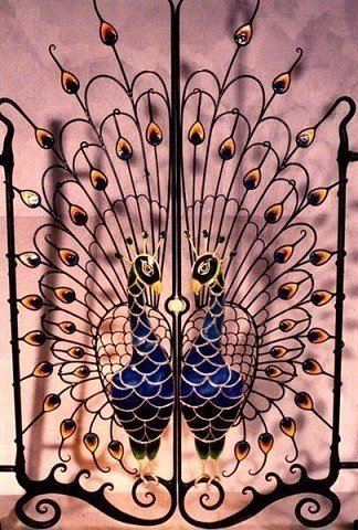 Красивые кованые ворота со всего мира: идеи