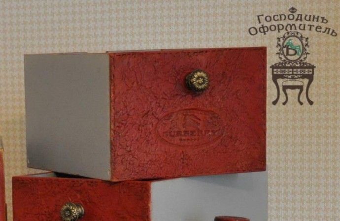 Мини-комодик в стиле burberry