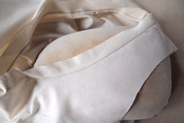 Обработка горловины косой бейкой