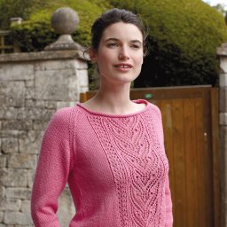 Пуловер с ажурным рисунком