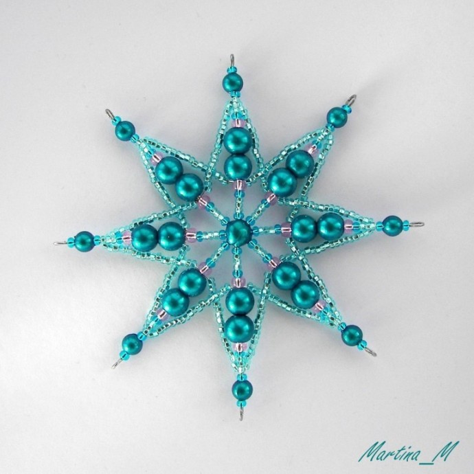 Восхитительные снежинки из бусинок