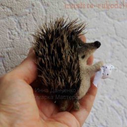 Брошка из шерсти "Ёжик в тумане"