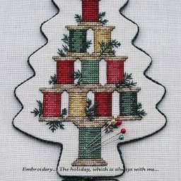 ​Эксклюзивные ёлочки для рукодельниц