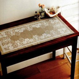 Прямоугольная салфетка с розами