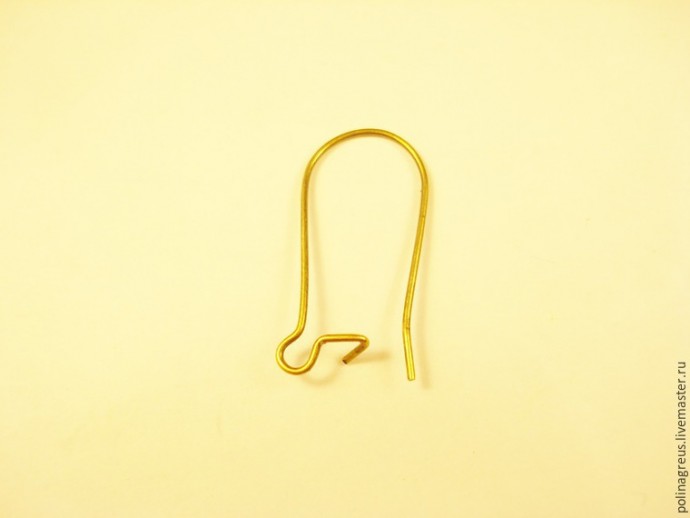 Ассимметричные серьги из фетра