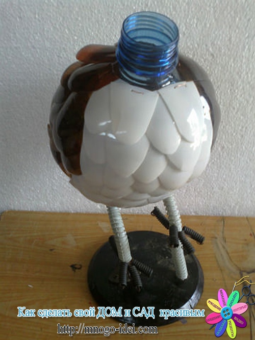 Воробей из пластиковых бутылок