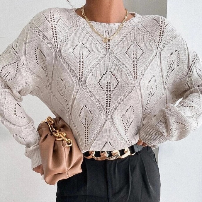 ​Вязаный свитер с огромными свечами