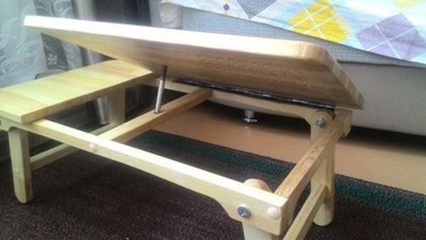Столик для ноутбука с подъемной крышкой