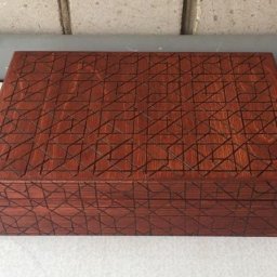 Декорирование деревянной шкатулке в технике выжигания